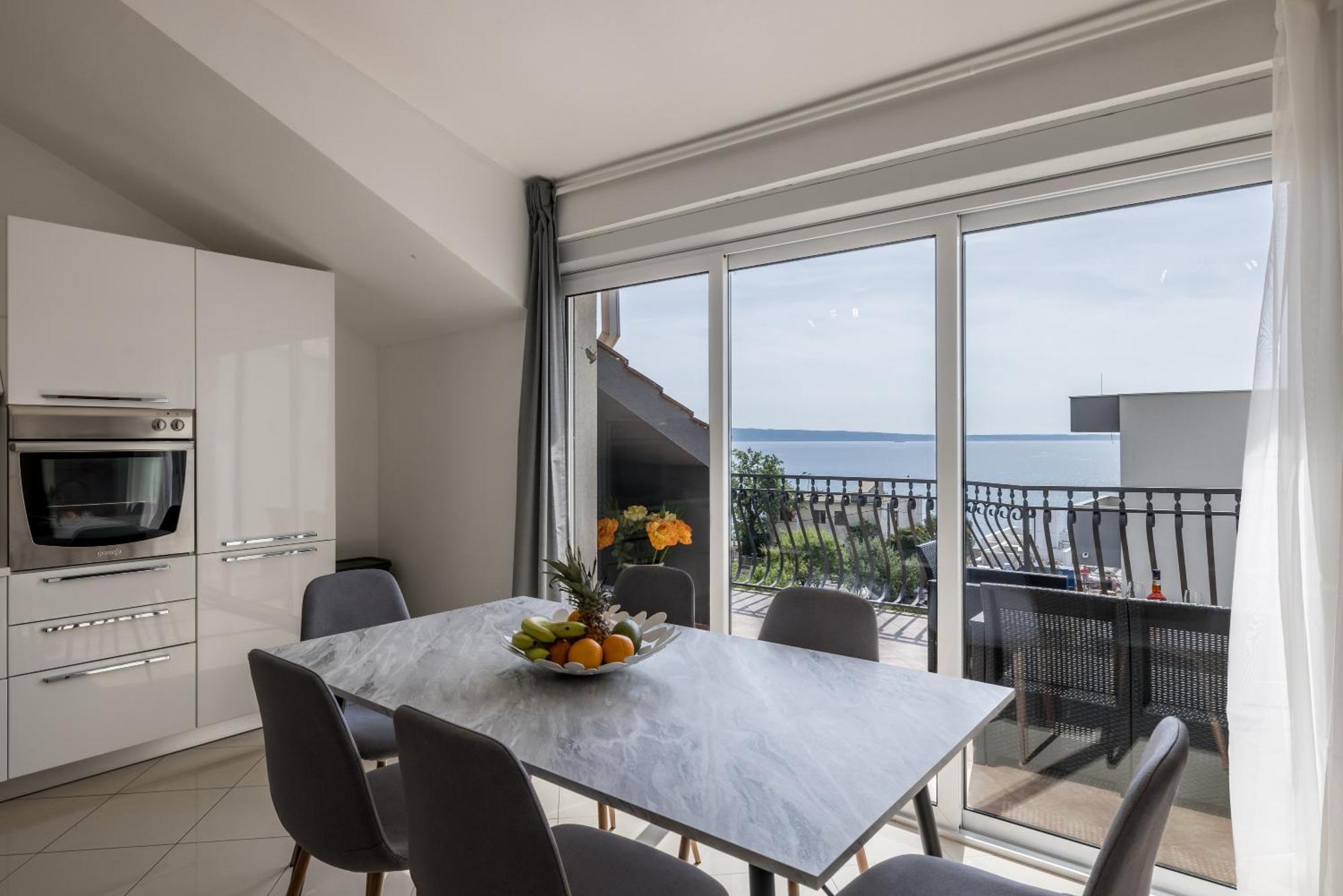 Mediterano Apartments Подстрана Экстерьер фото